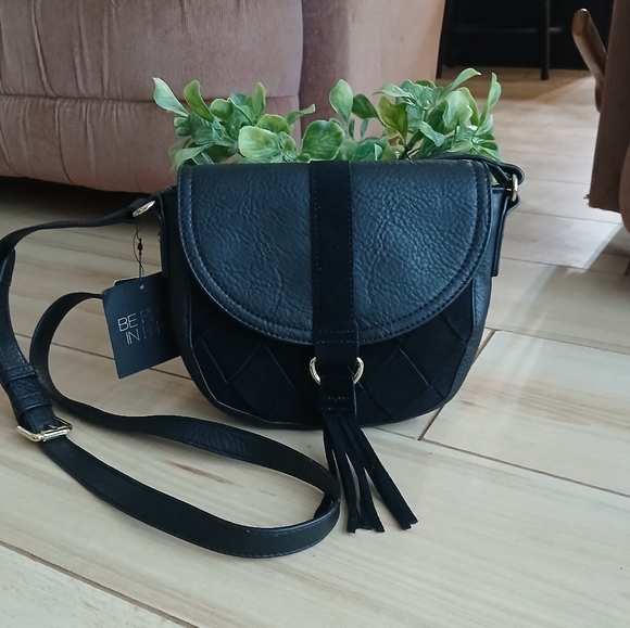 I.N.C ~ International Concepts Black Crossbody Bag with Tassel New With Tags - Picture 1 of 8